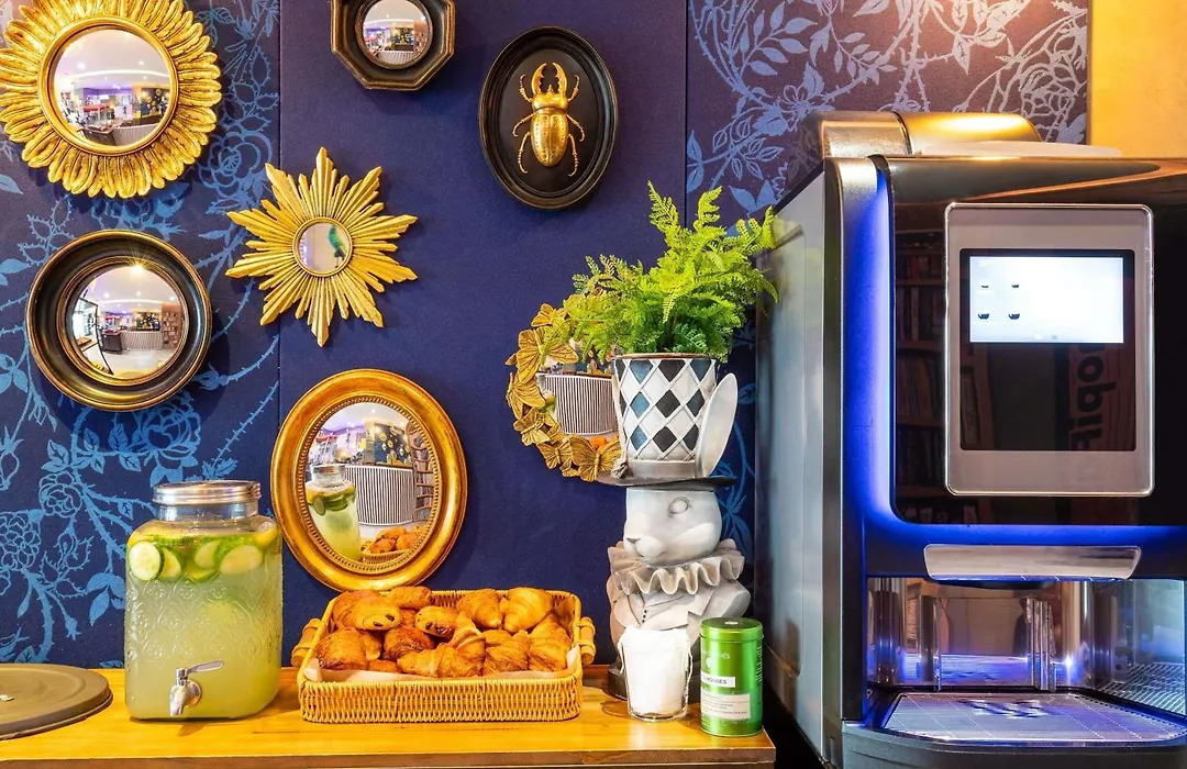 Ibis Styles Paris Tolbiac Bibliotheque-1